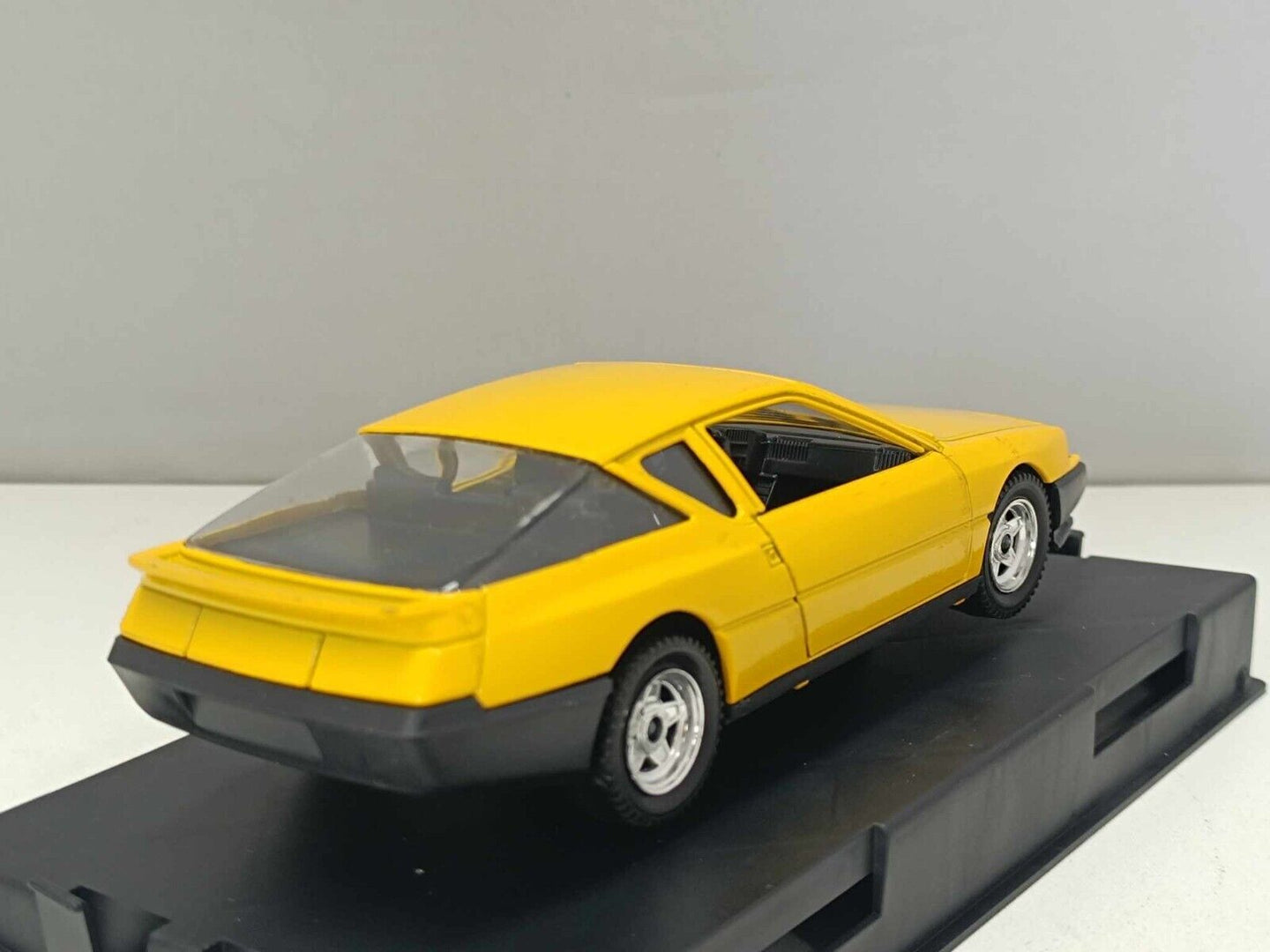 Renault Alpine Turbo Yellow 02304 - Polistil 1:25 Usato + Box no Decals