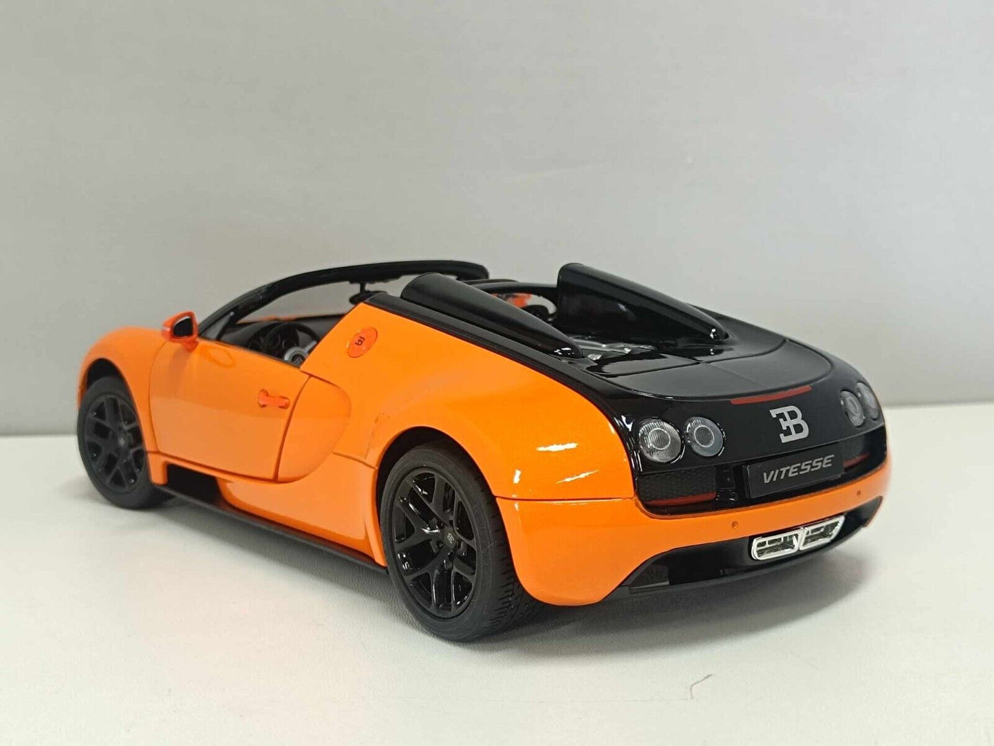 Bugatti Veyron 16.4 Grand Sport Vitesse Arancione Orange Rastar 1:18 Nuovo 1/18