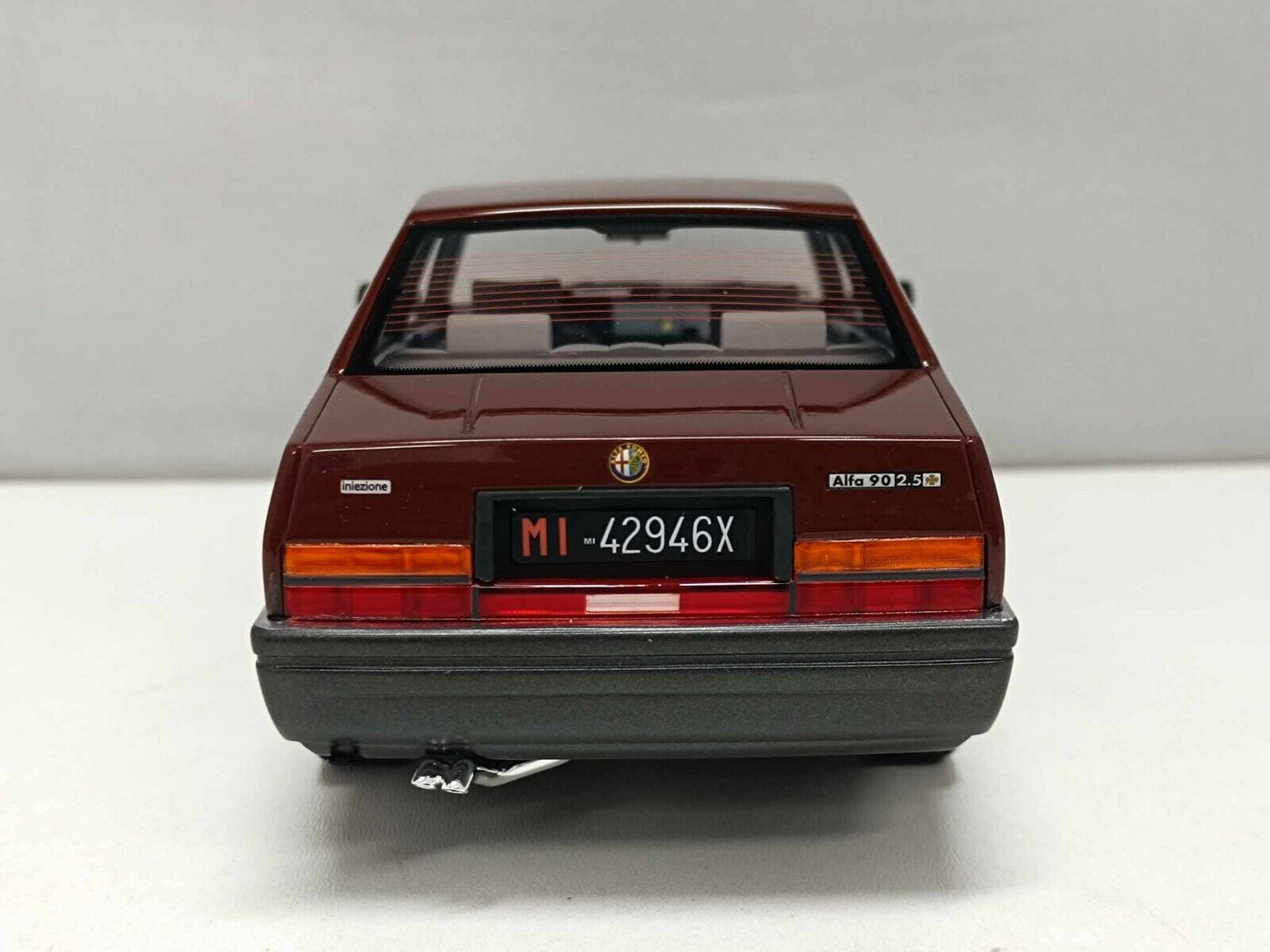 Alfa 90 2.5i Quadrifoglio Oro 1985 Opale Metallizzato Laudoracing 1:18 Usato