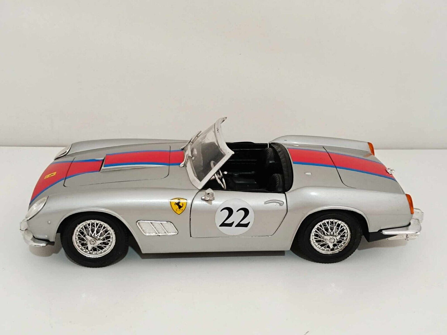 Ferrari 250 California #22 - Polistil 1:16 GM Shop