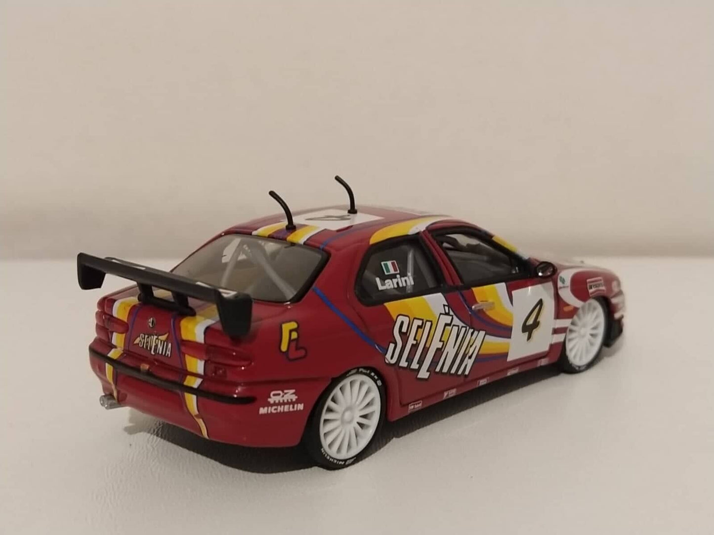 Alfa Romeo 156 Super Turismo Larini #4 - Solido 1:43 GM Shop