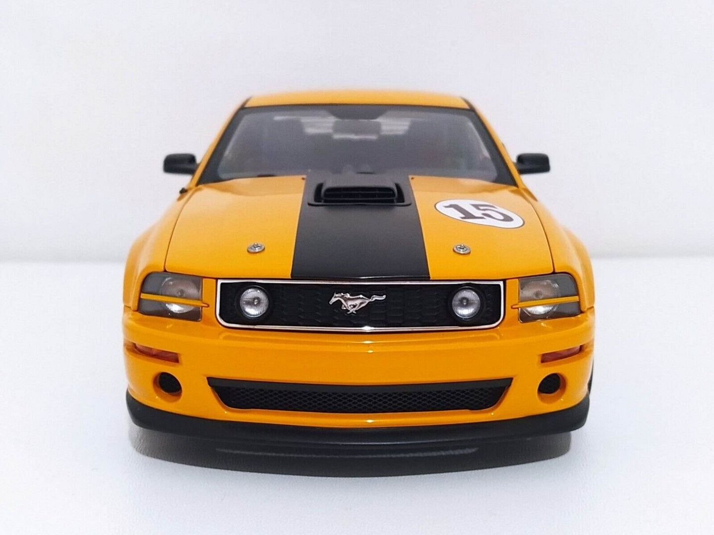 Saleen Mustang Parnelli Jones #15 2007 - Autoart 1:18