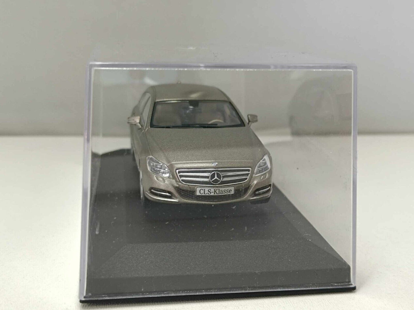 Mercedes-Benz CLS Klasse Shooting Brake 2010 - Norev 1:43 Usato