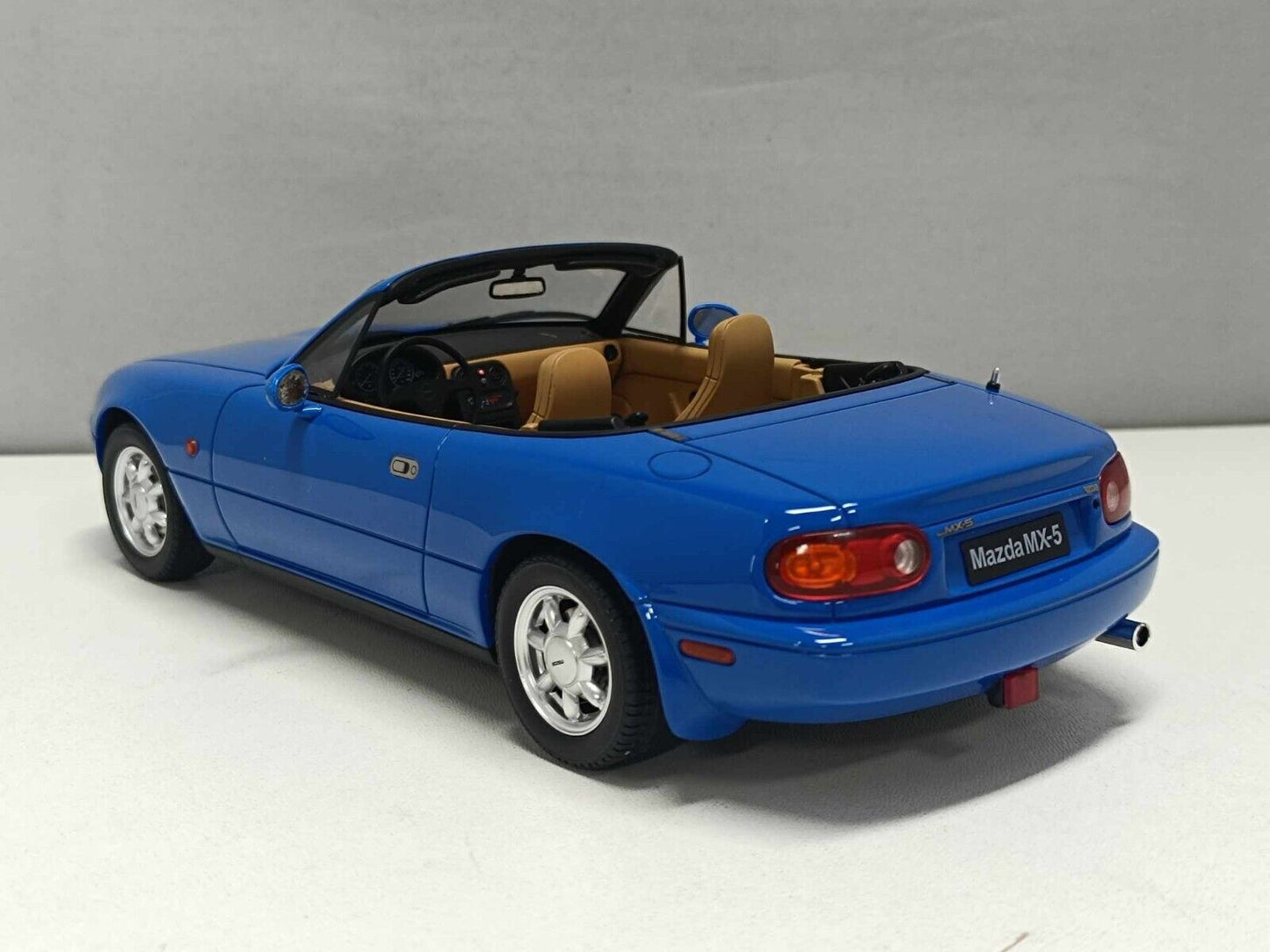 Mazda MX-5 NA Blue 1990 - Ottomobile 1:18 Usato + Box Limited Edition