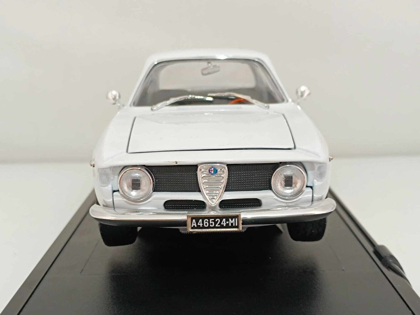 Alfa Romeo Giulia Sprint GTA 1965 - Road Signature 1:18 Very Rare Bianco GM Shop