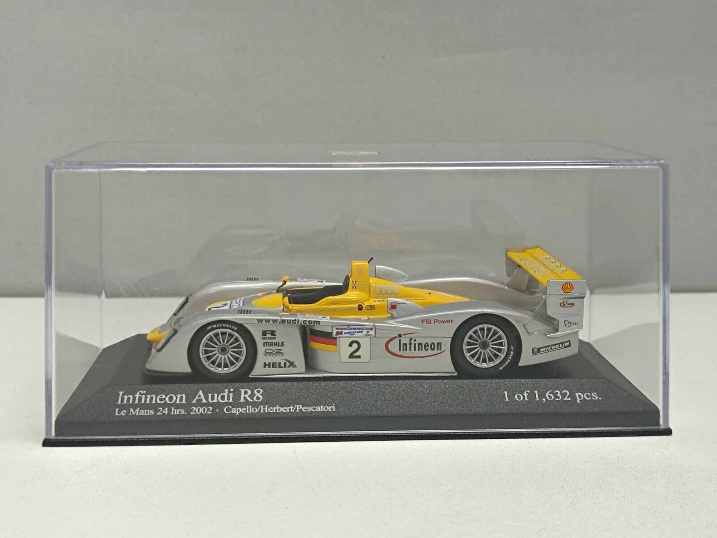 Infineon Audi R8 Le Mans 24 hrs 2002 #2 Limited Edition Minichamps 1:43 Usato