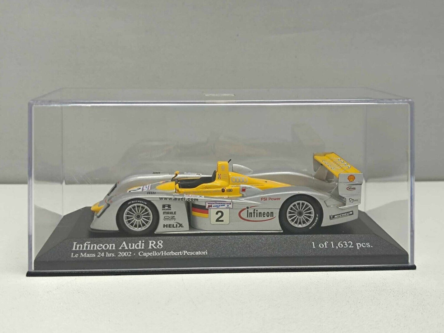 Infineon Audi R8 Le Mans 24 hrs 2002 #2 Limited Edition Minichamps 1:43 Usato