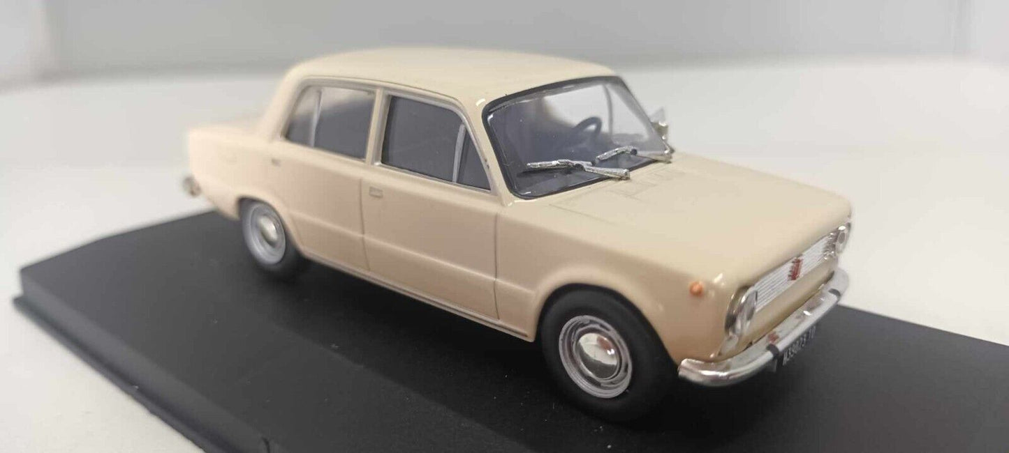 Fiat 124 L Berlina 1968 Beige Edicola 1:43 Usato + Teca Die Cast