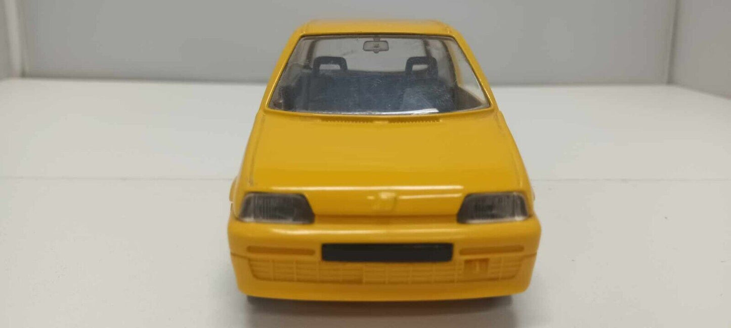 Fiat 500 - 1993 Giallo Yellow Burago Bburago Made in Italy 1:24 Usato 1/24