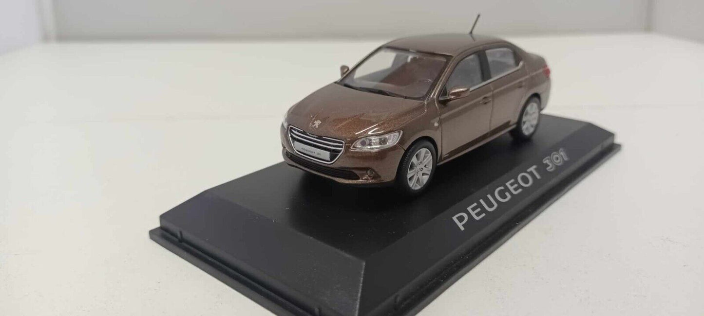 Peugeot 301 4 p 2012 Brown - Norev 1:43 Usato + Teca + Box