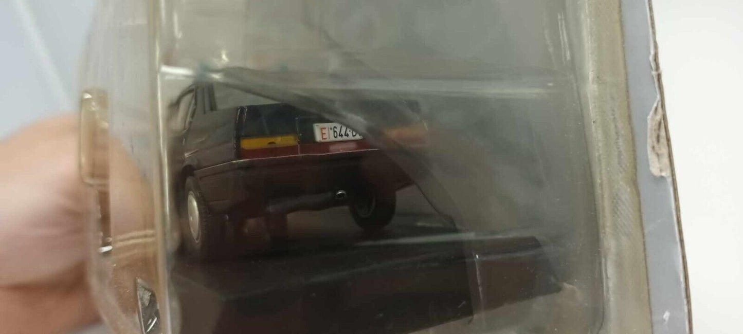 Alfa Romeo Alfa 90 Carabinieri Police 1985 Edicola 1:43 Usato + Blister