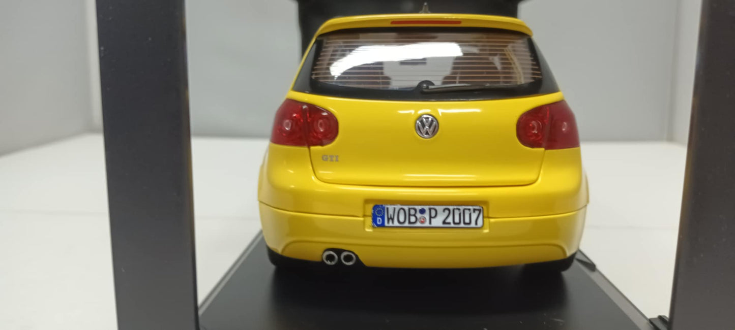 Volkswagen Golf GTI Pirelli Giallo Yellow 2007 Norev 1:18 Usato Limited Edition