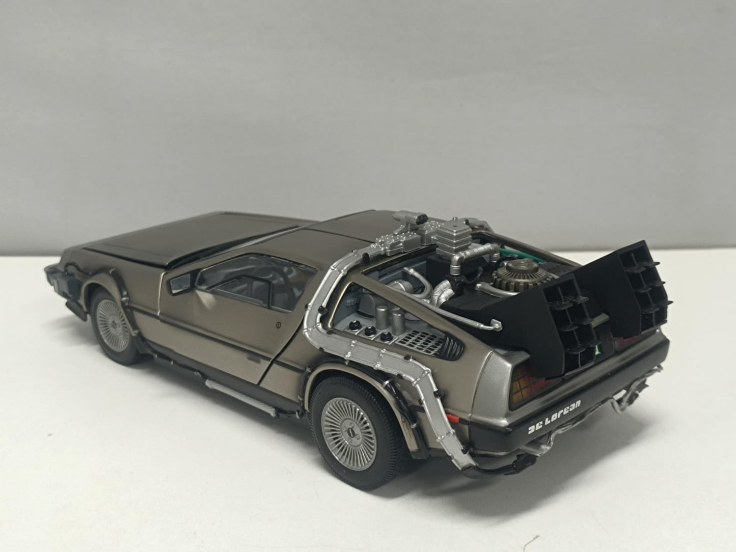 De Lorean Ritorno Al Futuro Back To The Future Sun Star 1:18 Usato