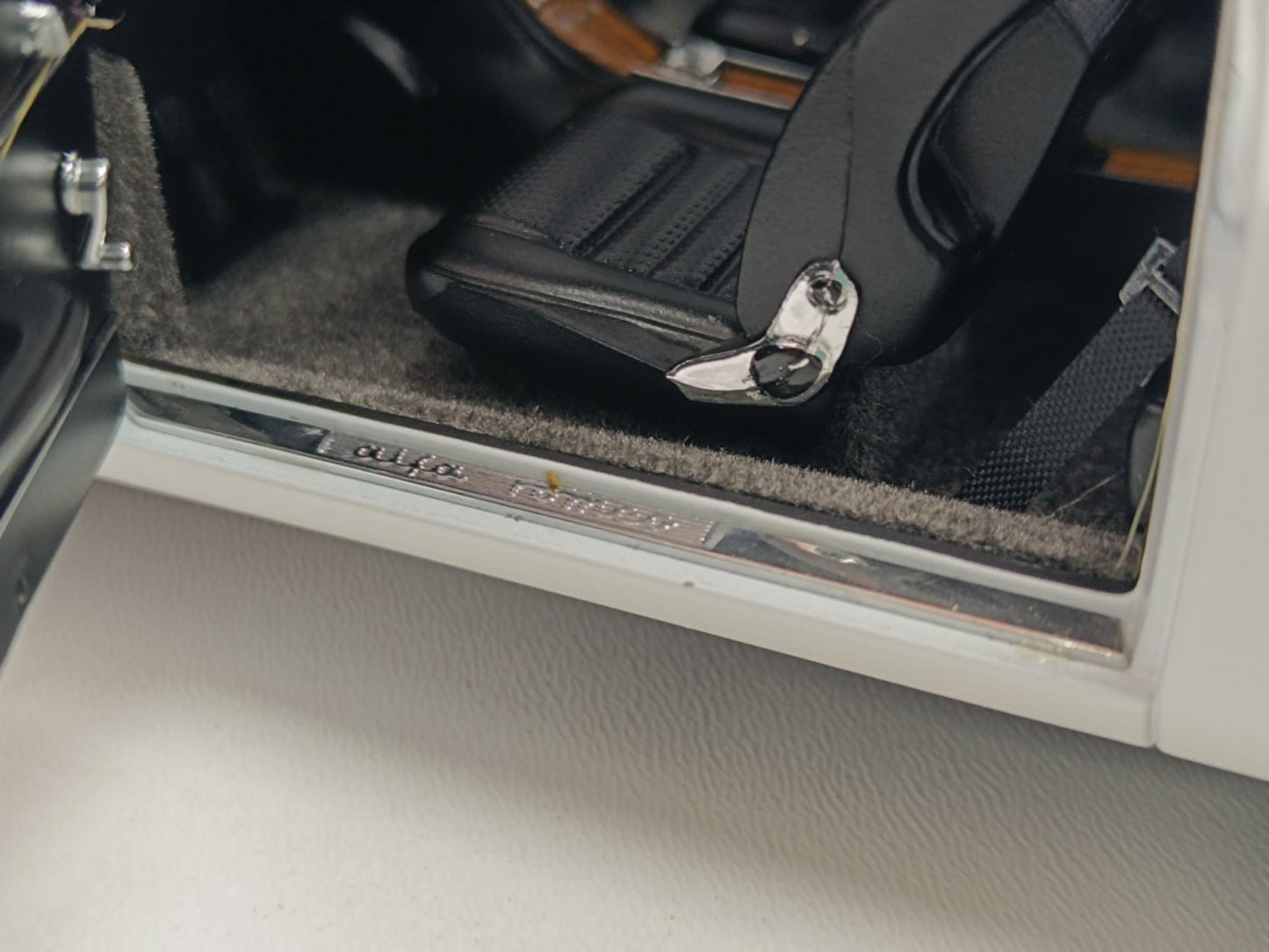 Alfa Romeo 1750 GTV 1967 White Bianco - Autoart 1:18 Usato 1/18