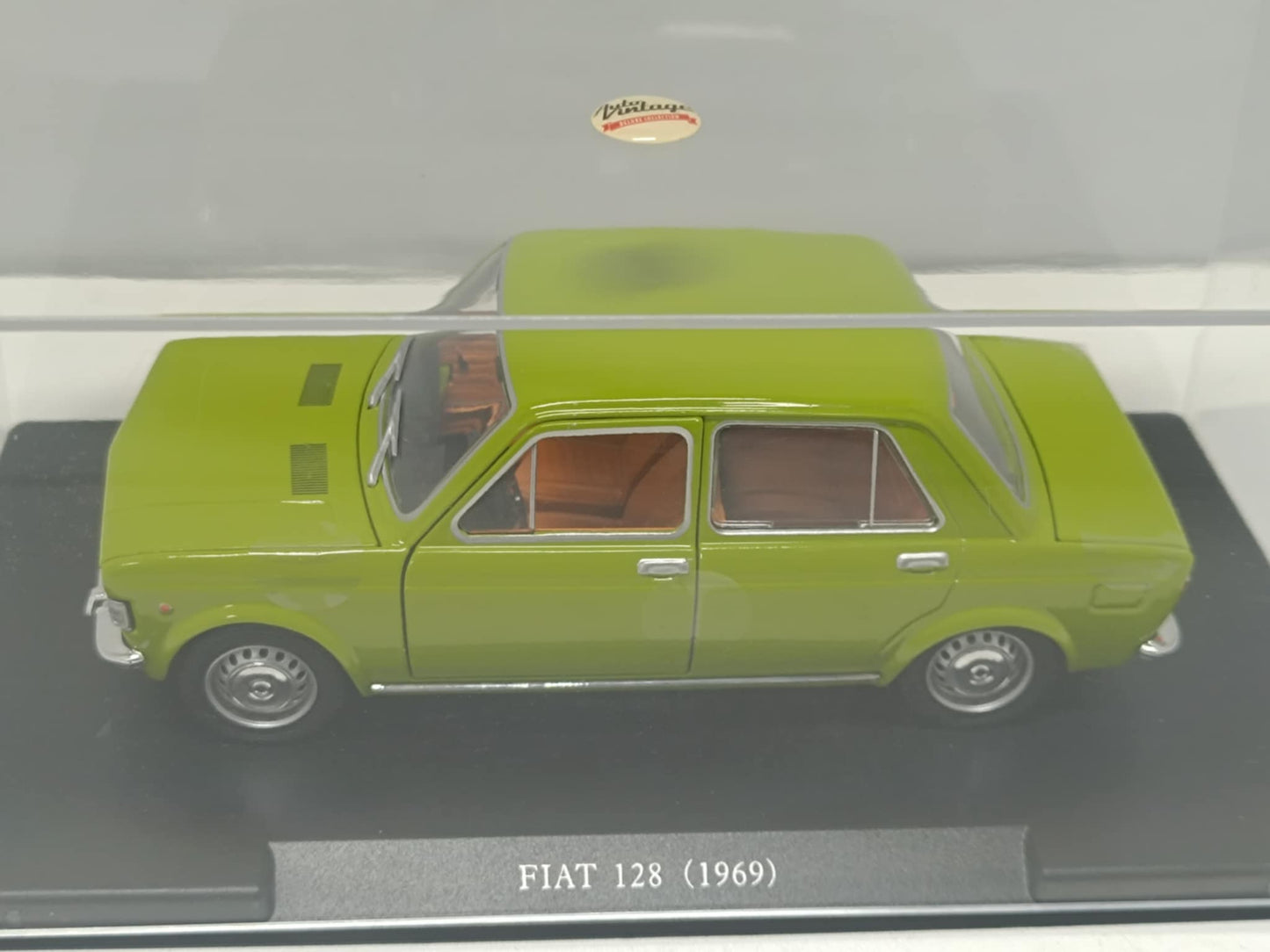 Fiat 128 Berlina Verde 1969 - Edicola Leo Models 1:24 Usato + Teca Rare