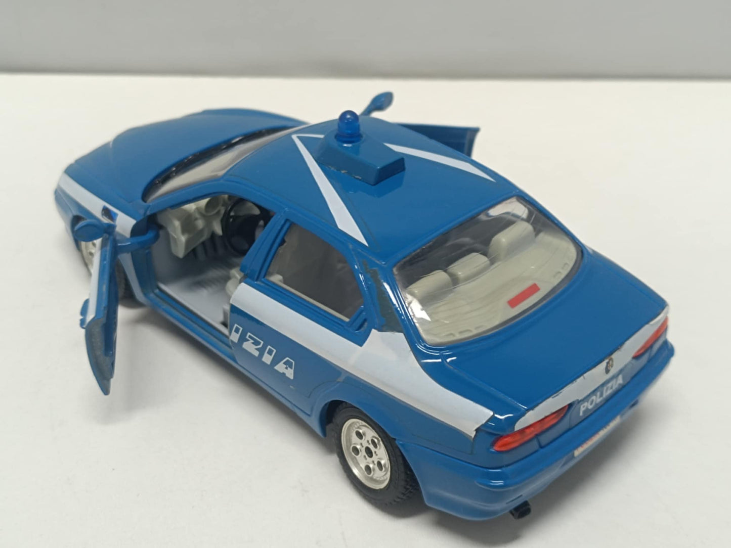 Alfa Romeo 156 Polizia Police 1998 - Burago 1:24 Usato No Box 1/24