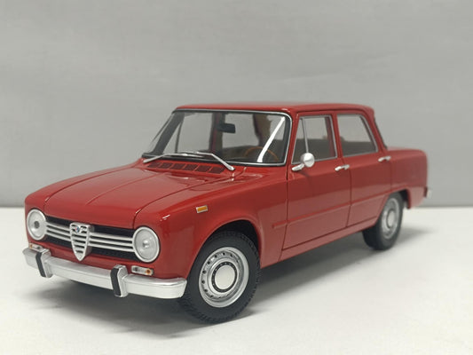 Alfa Romeo Giulia 1300 Super 1970 Red - Minichamps 1:18 Very Rare Usato + Box