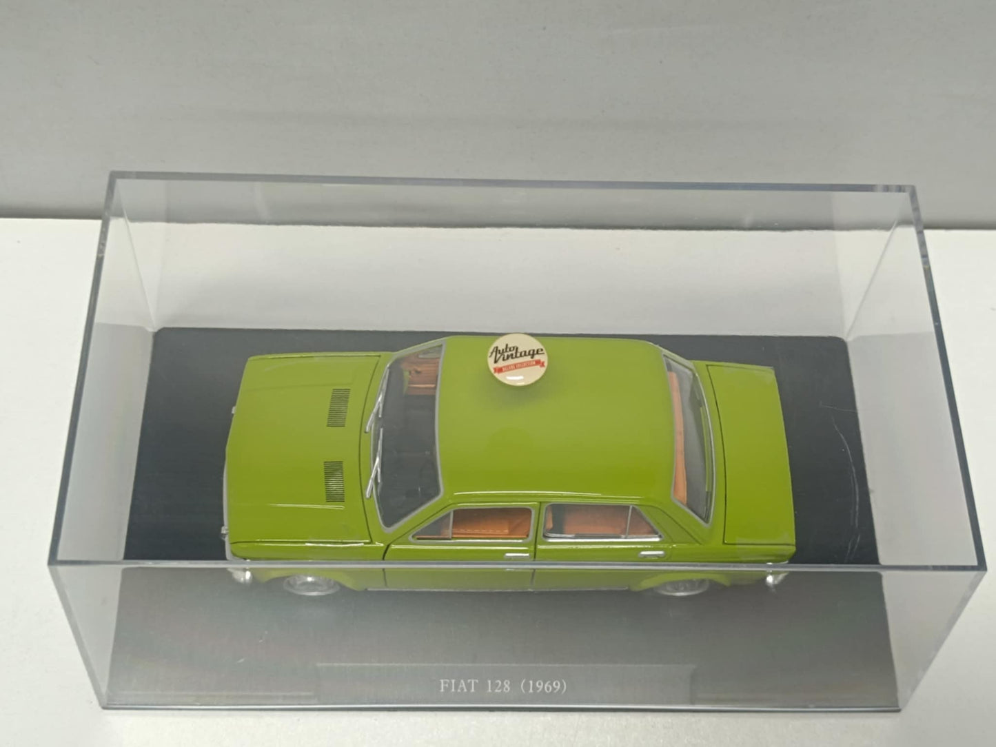 Fiat 128 Berlina Verde 1969 - Edicola Leo Models 1:24 Usato + Teca Rare