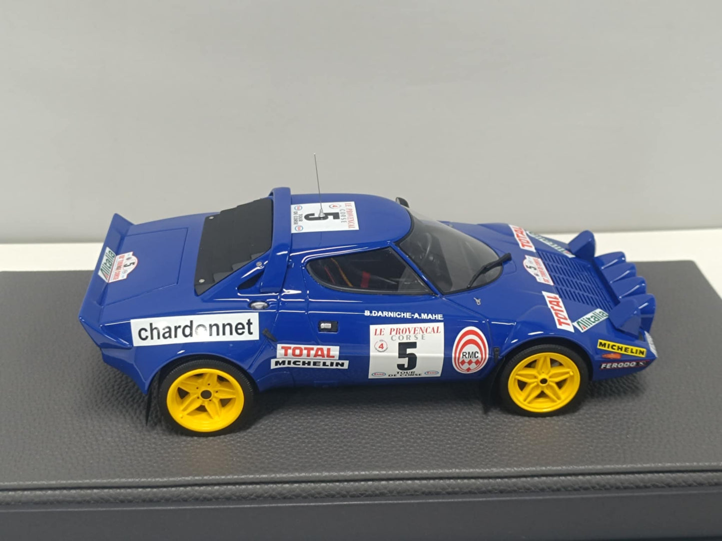 Lancia Stratos HF 1976 Tour De France Rally Winner Top Marques 1:18 Nuovo