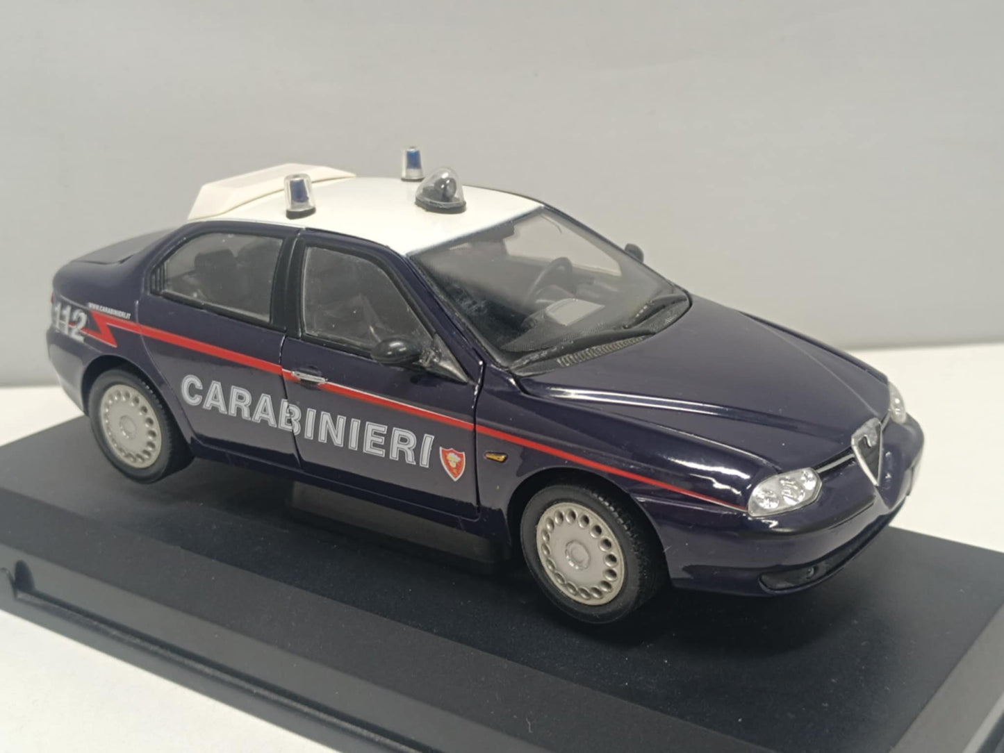 Alfa Romeo 156 Carabinieri Police 1998 Cararama Hongwell 1:24 Usato + Basetta