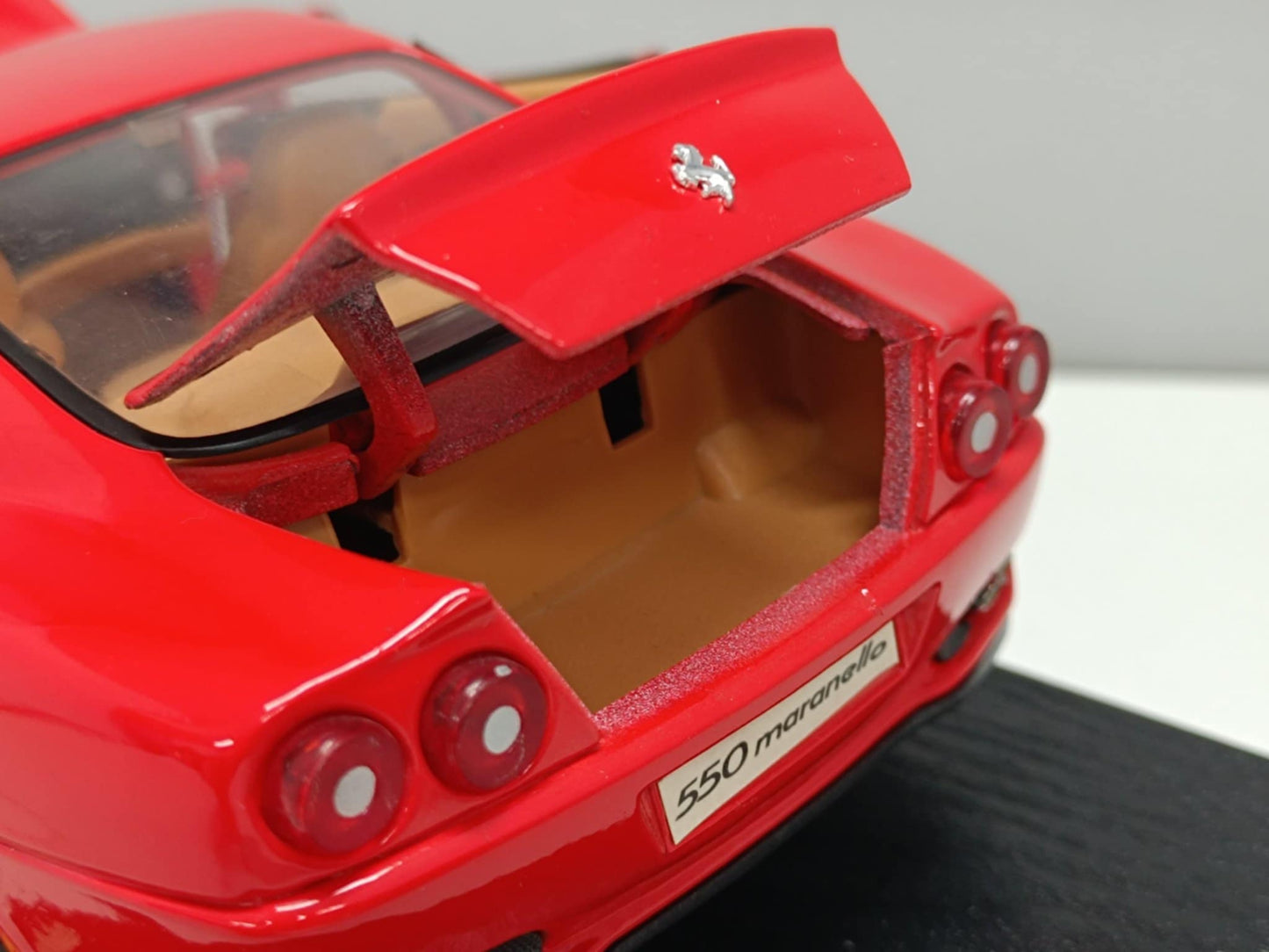 Ferrari 550 Maranello 1996 Red Rosso Maisto 1:18 Usato + Box 1/18